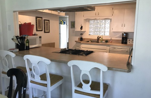 Buckeye Lake House | Adorable Buckeye Lake Cottage Sleeps 10