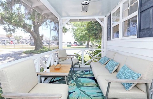 Whitemarsh Island House | Adorable Bungalow Near City, Marina, & Tybee Beach