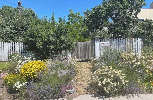 Riverfront Cottage | Adorable cottage-desirable Missoula Riverfront