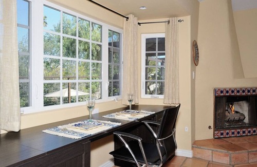 Bay Ho Condo | Adorable Cottage near Mission Bay, Monthy