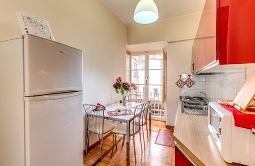 Repubblica Apartment | Adorable flat by Barberini Trevi Fountain 09113 IT058091C289CBO8C2