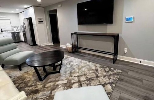 Tampa Heights House | Adorable Modern Patio Bungalow Near Downtown Tampa