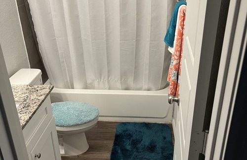 Forest Hill House | Adorable, new 1-bedroom casita in Fort Worth!