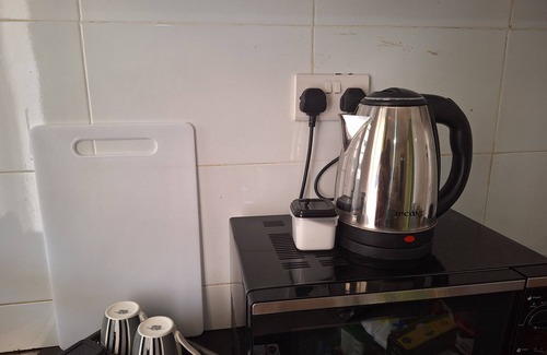 Ruiru Apartment | Adorable Rustic-Style 1 Bedroom Space with WiFi in Charming Ruiru