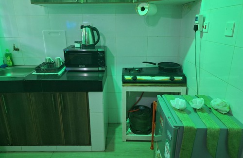 Ruiru Apartment | Adorable Rustic-Style 1 Bedroom Space with WiFi in Charming Ruiru