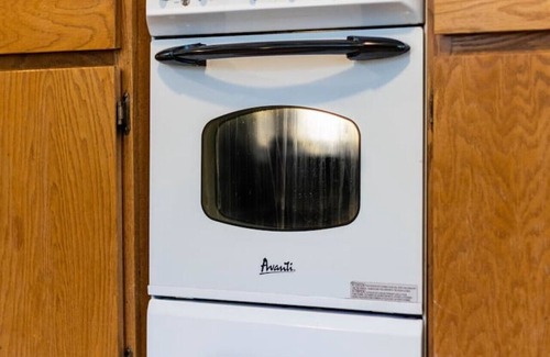 Snowbird Apartment | Adorable Studio Cabin on Big Cottonwood River