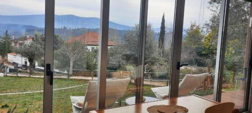 Casal de Ermio Cabin | Adore Portugal Bungalow Natureza & Vista de Serra