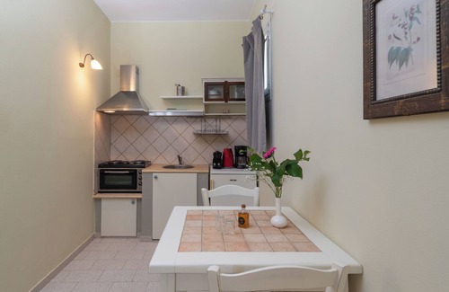 Elounda House | Adrakos Apartments - Adults Only