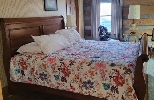 Russellville Bed & Breakfast | Adullam Hill Bed and Breakfast.LLC