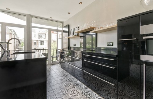 Vondelbuurt Apartment | Adult only - Luxury apartment museumdistrict