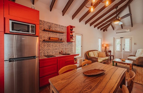 Santa Cruz House | Adults-Only Casita w/King Bed, Pool, BBQ & Nature Views Near Aruba Nat’l Park!
