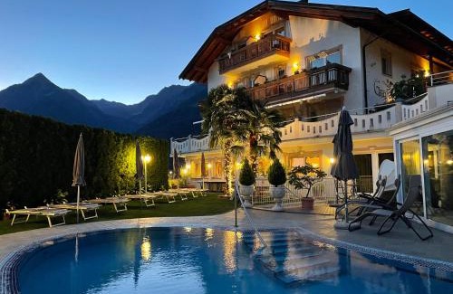 Schenna Hotel | Adults only Hotel Grafenstein