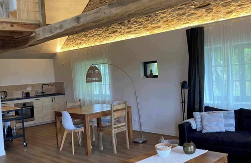 Crespin Apartment | Adults Only loft in old farm