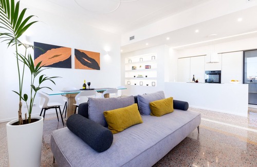 San Giovanni Apartment | Adventura Penthouse, modern penthouse with breathtaking city views