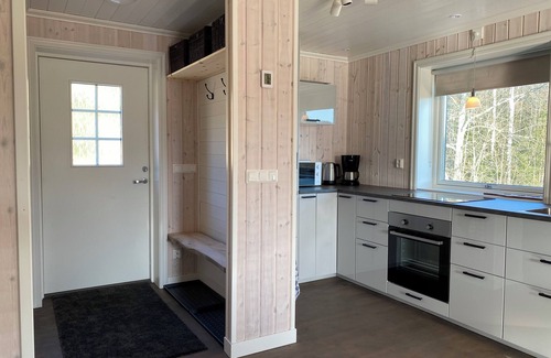 Sunne Municipality Ski Chalet | Adventure Guesthouse Sweden, Knus Vakantiehuis in een Bosrijke Omgeving