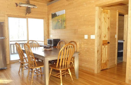 Grand Marais Cabin | Adventure Ready| UTV Trails|Cozy Nights