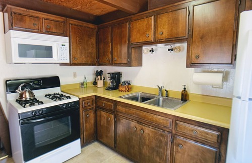 Big Bear Cabin | Adventure & Relaxation: Mountain Cabin