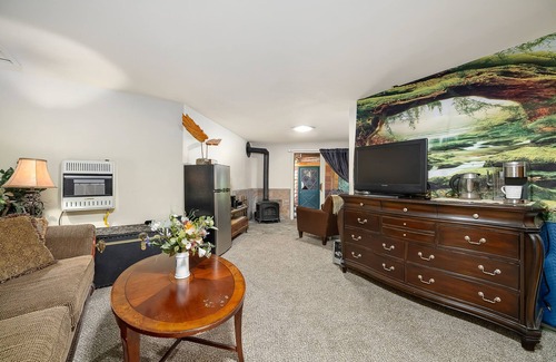Idaho Springs Apartment | Adventures at Angel's Landing await you! Apartment in large mountain home for 3.