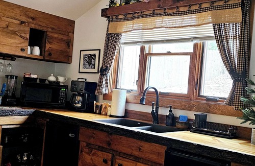 North Creek Ski Chalet | Adventures await You! Private Chalet near hiking trails, tubing, Gore Mtn. Ski.