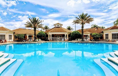 Windsor Palms Condo | Adventures with a Mouse Condo! Minutes to Disney!