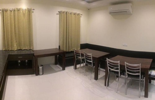 Air Force Area Hotel | Adya Inn