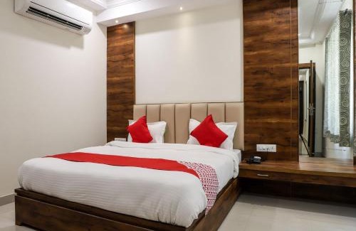 Air Force Area Hotel | Adya Inn