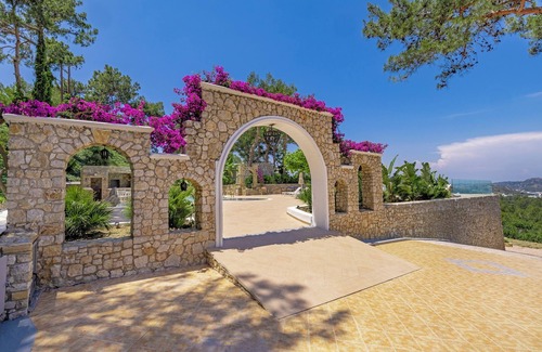 Faliraki Apartment | Aegean View Estate 4