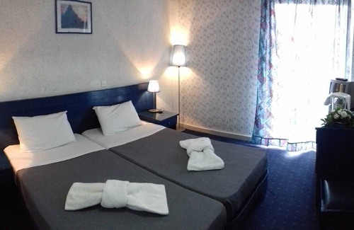 Agia Marina Condo | Aegina Beachfront Superior - Breakfast Included
