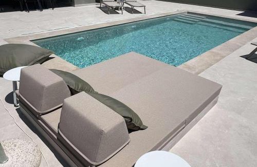 Velon House | Aelia Suites Corinth