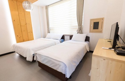 Downtown House | Aerang and Baebijang's House