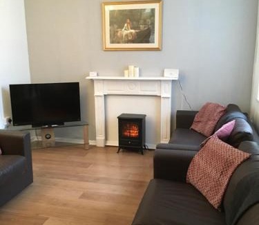 Port Talbot House | Afan Valley Holiday Home Mountain Biking & Hiking - Yr Hafan