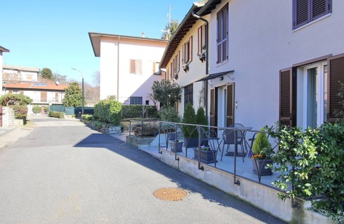 San Fermo della Battaglia Apartment | Affittacamere Brenna