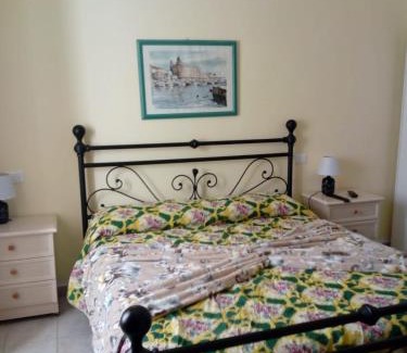 Vernazza House | Affittacamere Graziella