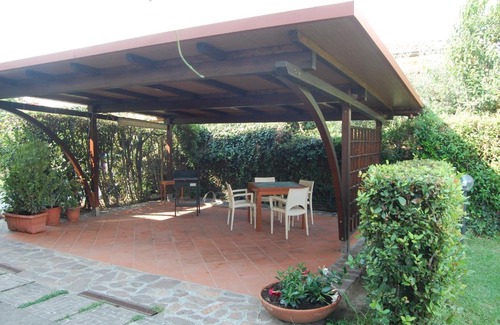 Pontasserchio House | Affittacamere Loretta