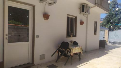 Vatolla House | Affittacamere Sole e Luna