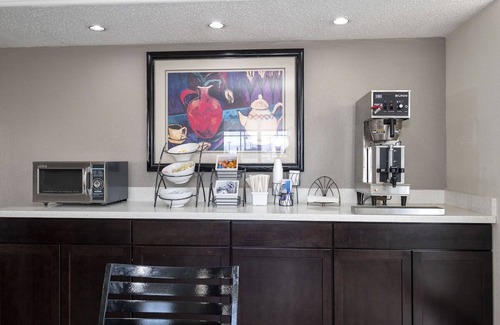 FM 1960 House | Affordable Comfort Perfectly Positioned for Highway Travelers and Tourists