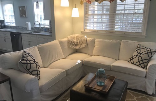 Dodds Addition Condo | Affordable Family-Friendly Condo, Walk to Beach/Town