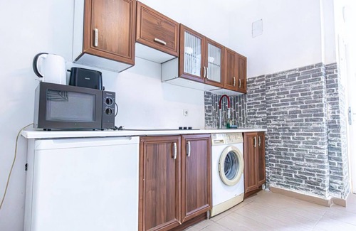 Neulerchenfeld Apartment | Affordable Stay: 3 Aparts Near Wiener Stadthalle