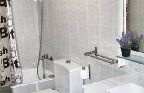 Tarragona Apartment | Africa-Double orTwin Room with Swimming