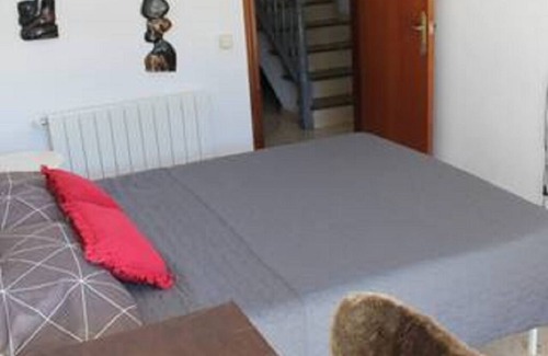 Tarragona Apartment | Africa-Double orTwin Room with Swimming