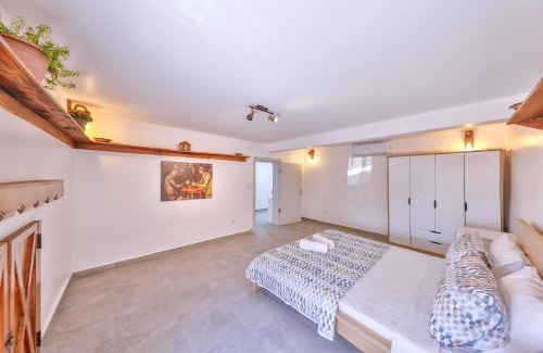 Milas Villa | AGACH Aparts-Savran