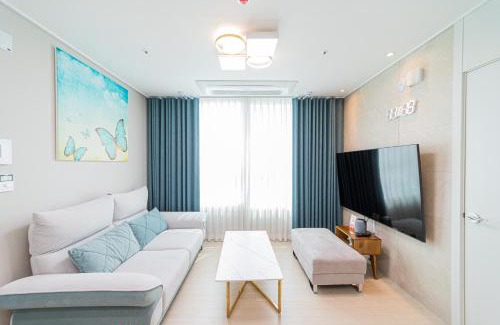 Bongmyeong-dong Apartment | Again
