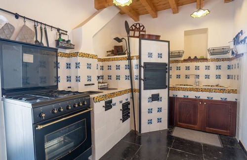 Punta Secca Apartment | Agamennone, apartment at 20 mt. from the sea in the centre of Punta Secca