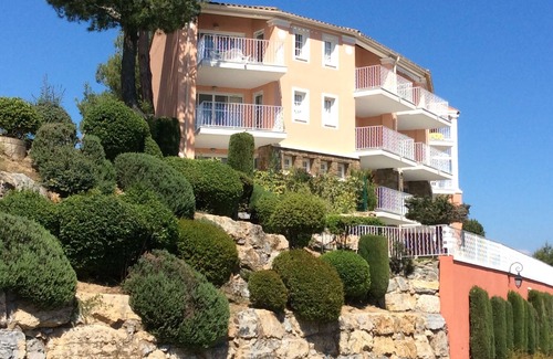 Le Dramont Apartment | AGAY, Cap Esterel: magnificent sea view, south-facing terrace, pool access, parking