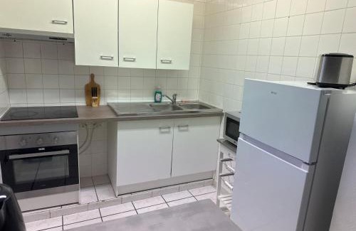 Anzin House | Agréable maison 2 ch 5 mins Valenciennes et garage