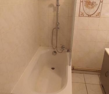 Anzin House | Agréable maison 2 ch 5 mins Valenciennes et garage