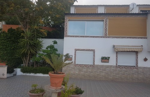 Algiers Condo | Agr2able Duplexe