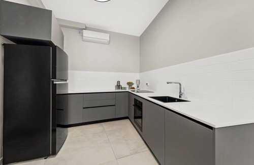 Jerusalem City Centre Condo | Agrippas St 8 - Isrentals