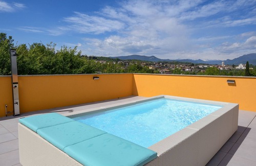 Polpenazze del Garda Ski Chalet | Agriturismo Sentieri del Vino - Il Ciliegio Le Palafitte