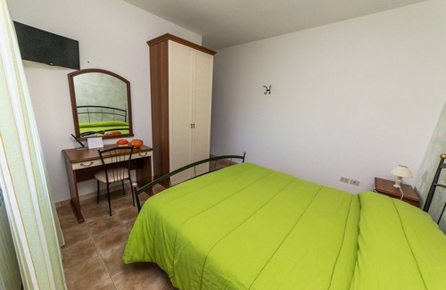 Montefiascone Other | Agriturismo Bella Cima - Margherita apartment (sleeps 4)